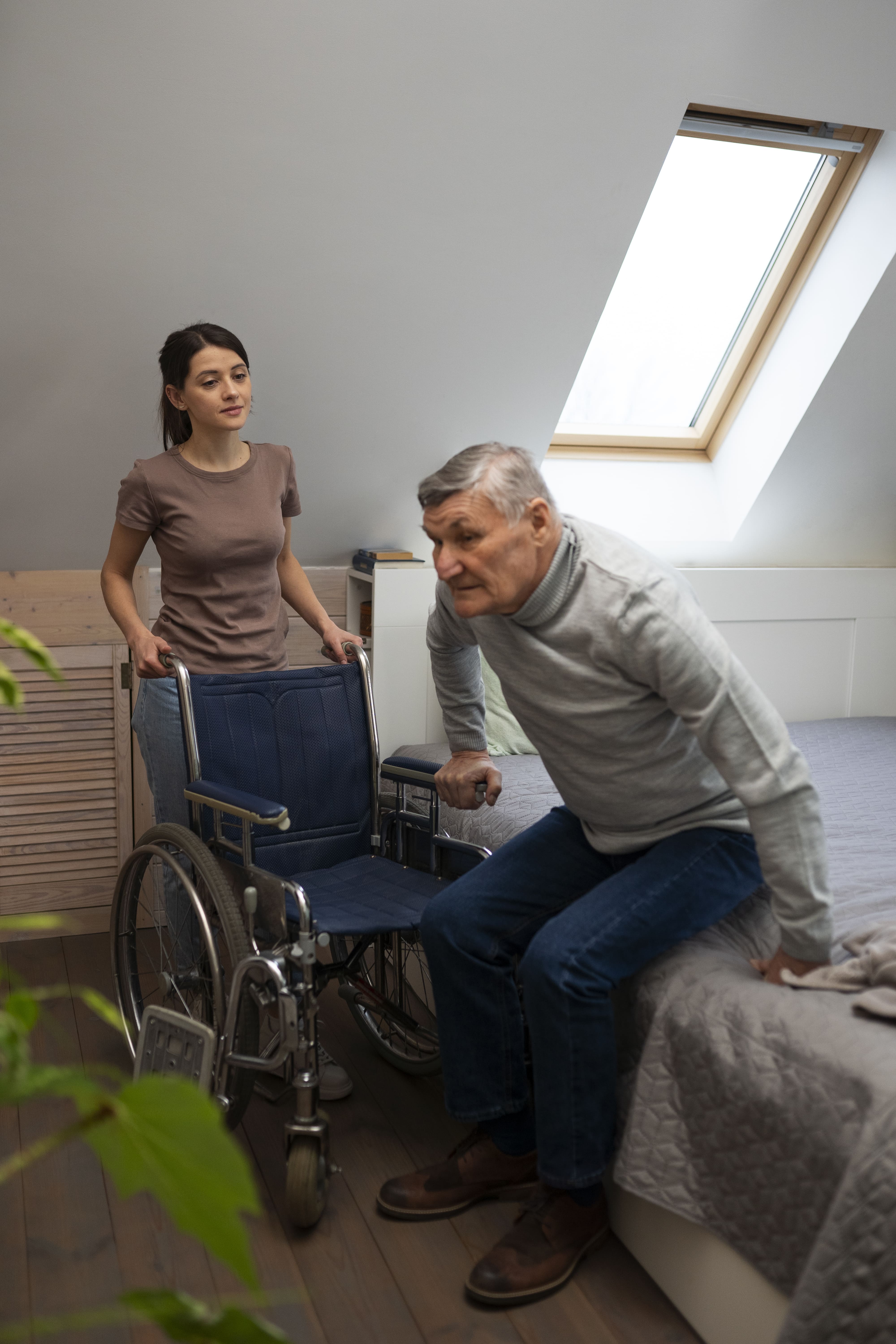 Rehabilitación para mejorar el equilibrio y la movilidad en adultos mayores